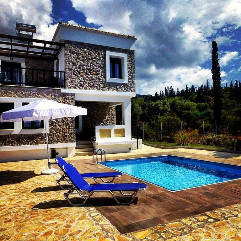 Villa Vera Áyios Nikítas Rum bild
