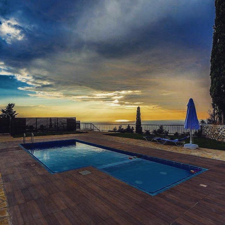 Villa Vera Áyios Nikítas Rum bild