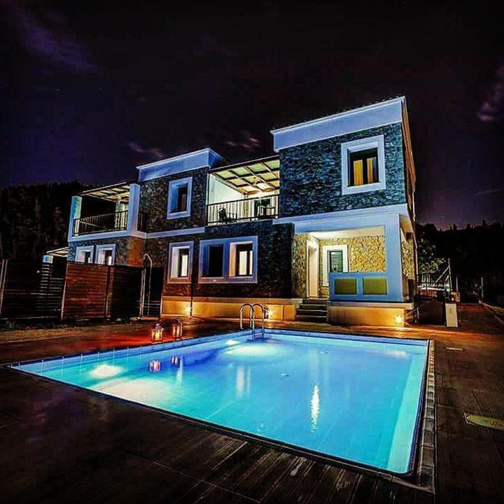 Villa Vera Áyios Nikítas Exteriör bild