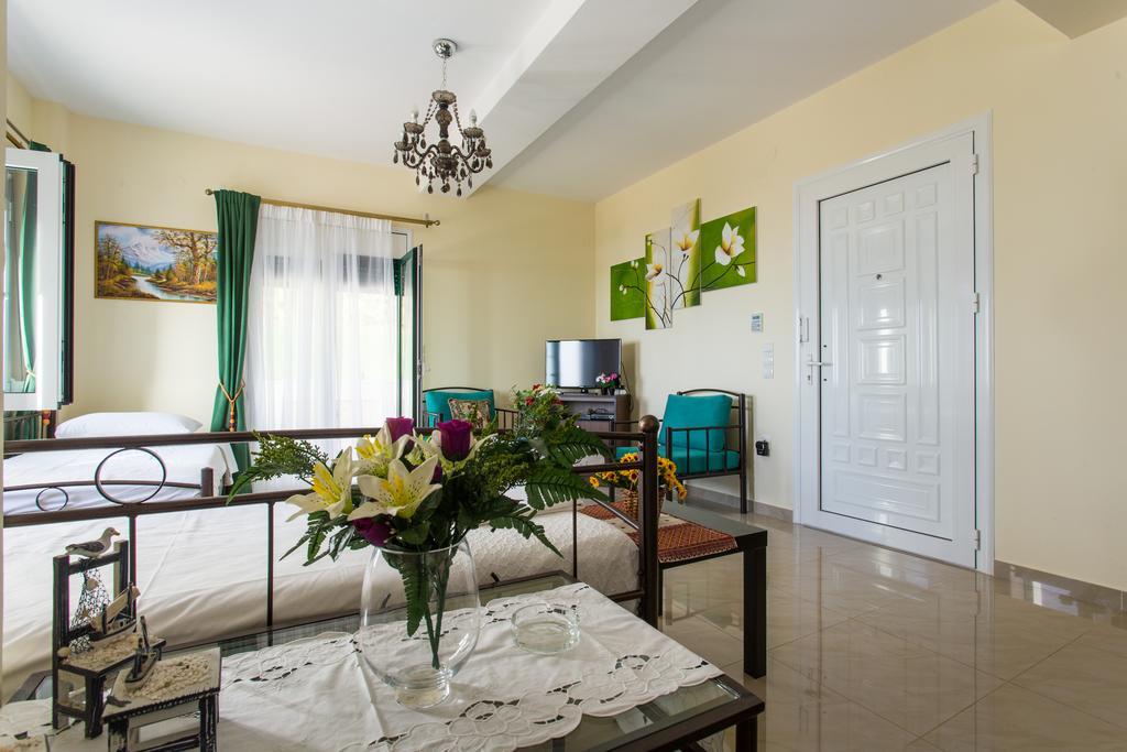 Villa Vera Áyios Nikítas Exteriör bild